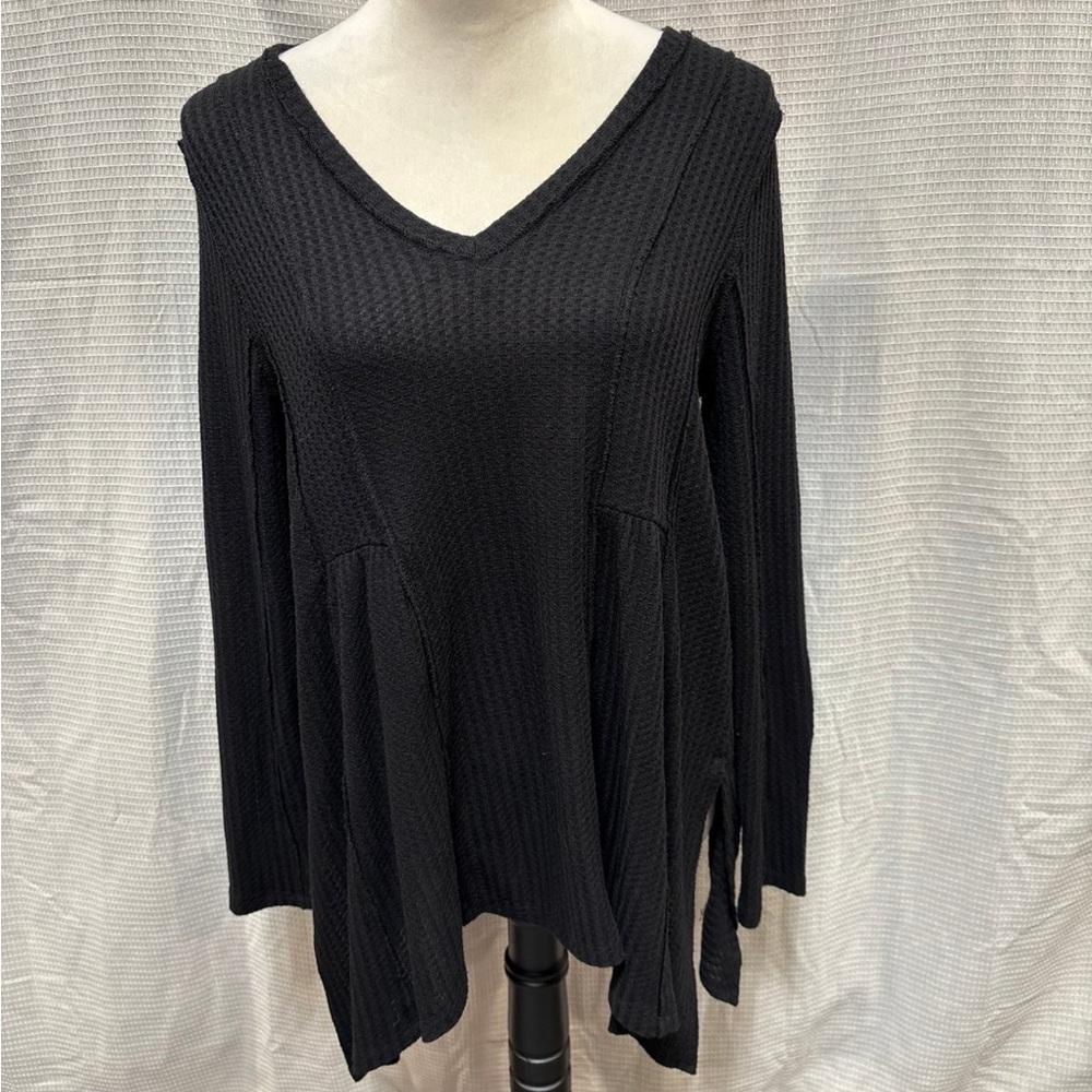 Torrid Black Ribbed V-Neck Tunic